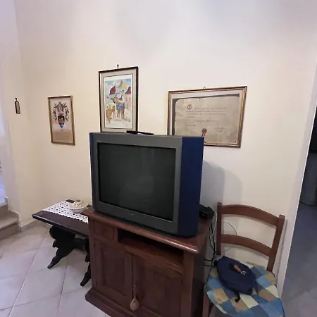 Alfredo's House * فيكيانو